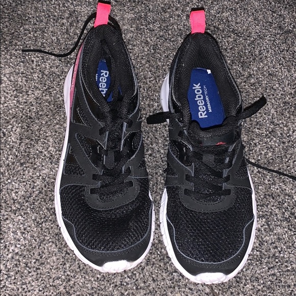 reebok memory foam sneakers